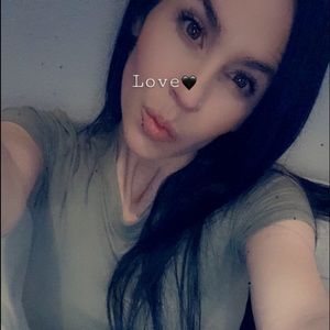 Meet your Posher, Cristina